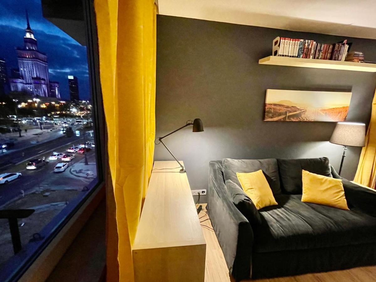 Forum Metro Wifi 1Gbs 70'Tv Netflix Hbo Appletv Warschau Exterior foto